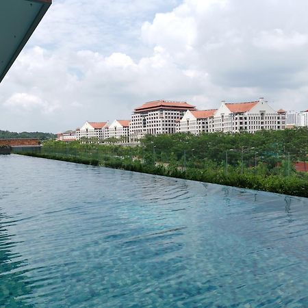 Bell Suite @ Sepang By Mhs Kültér fotó