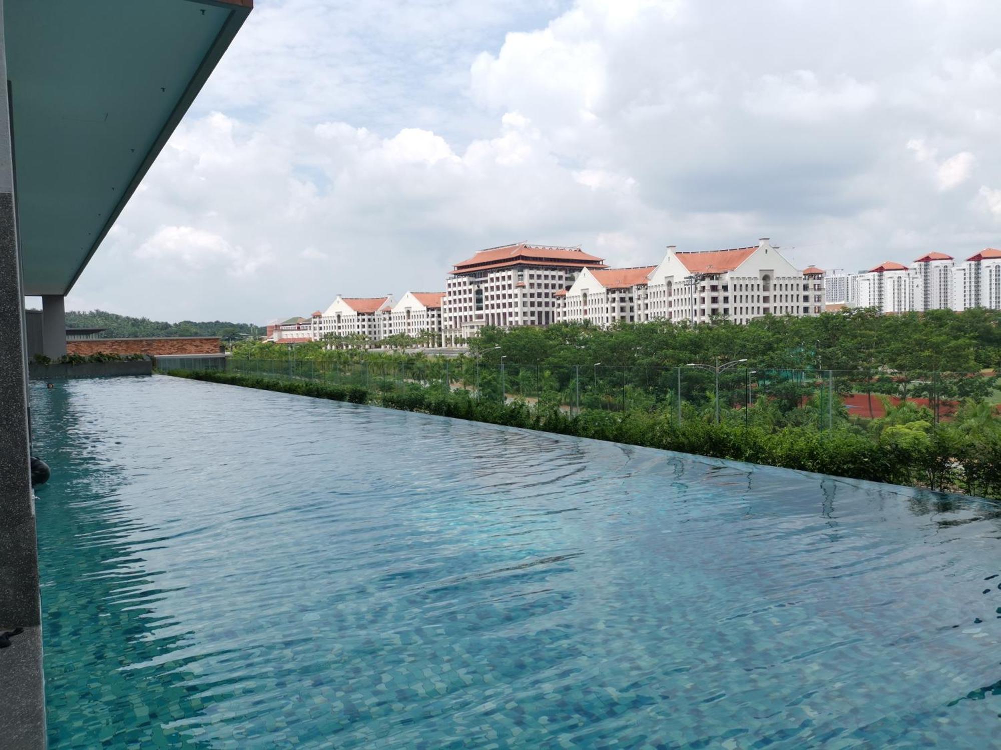 Bell Suite @ Sepang By Mhs Kültér fotó